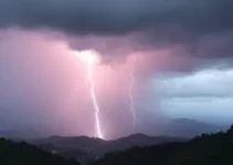 trovões e raios em Mauá