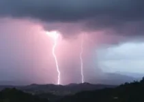 trovões e raios em Mauá