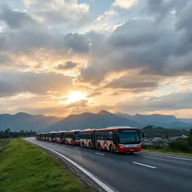 Suzantur ônibus Marcopolo Torino